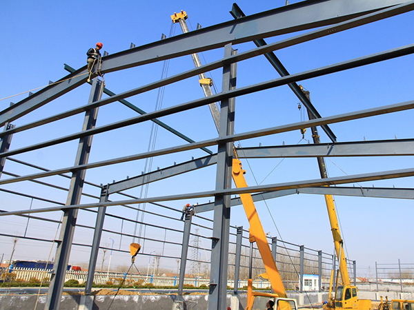预制钢结构建筑和金属仓库棚施工